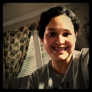 Meet your Posher, Alyssa